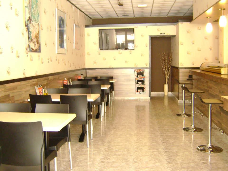 Cafe Constanza — Ambiente