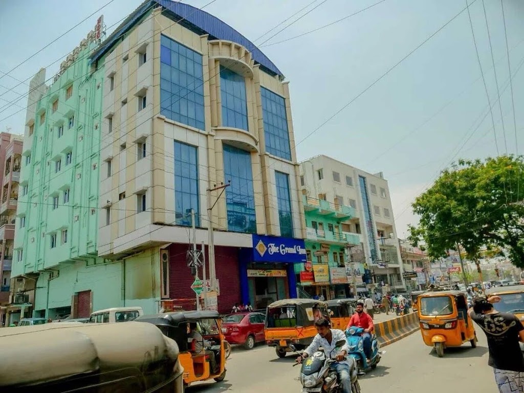 Naveed Residency