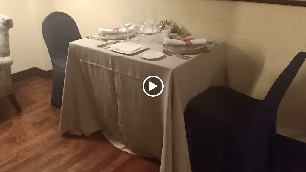 Calle Misericordia, 2 Garage — Videos