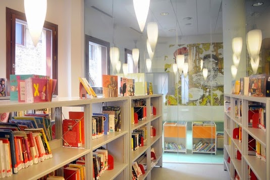 Bizenta Mogel Biblioteka