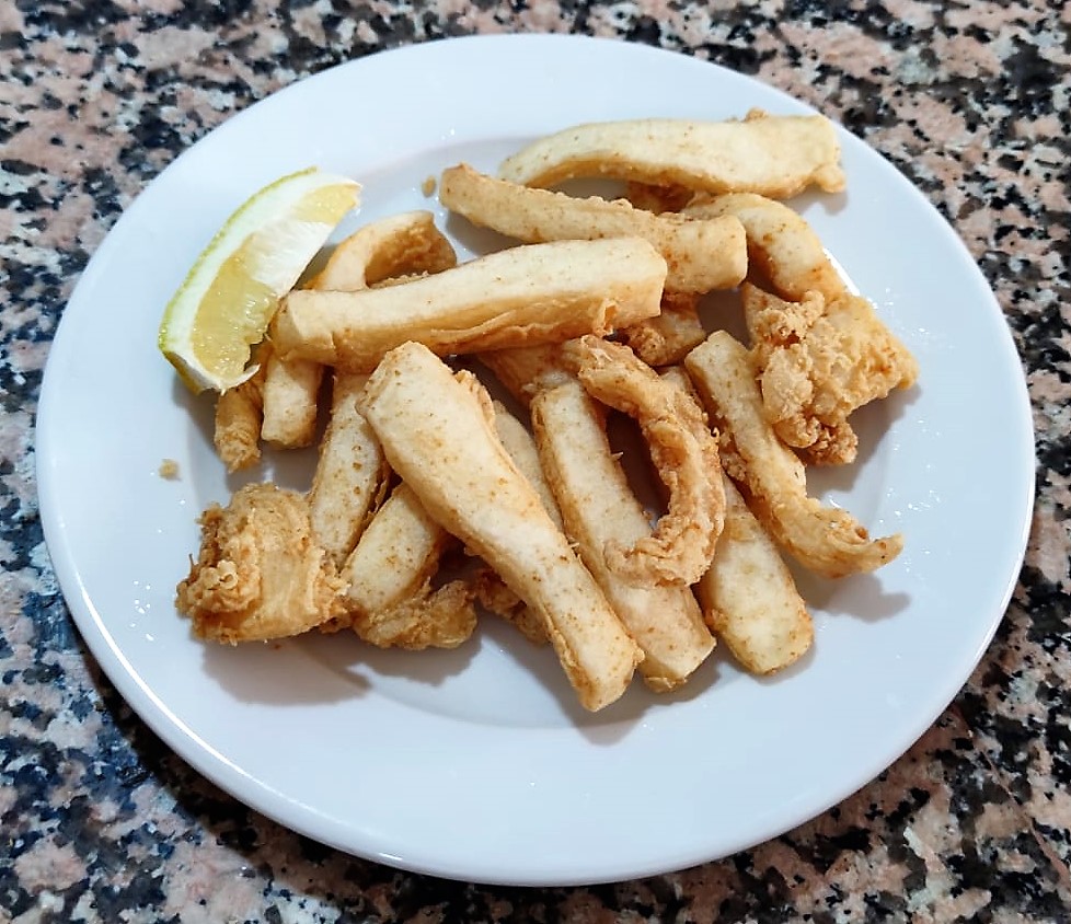 M D & L Bar de Tapas en Utrera — Papas fritas