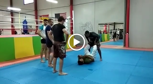 K.O. PALAX escuela de Kickboxing — Videos