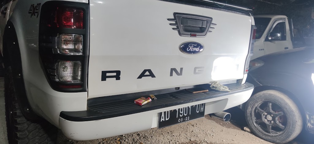 Bengkel Mobil TRIO BIDAK