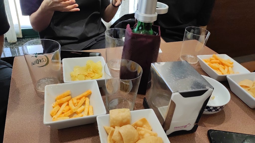 La Flor — Comida y bebida