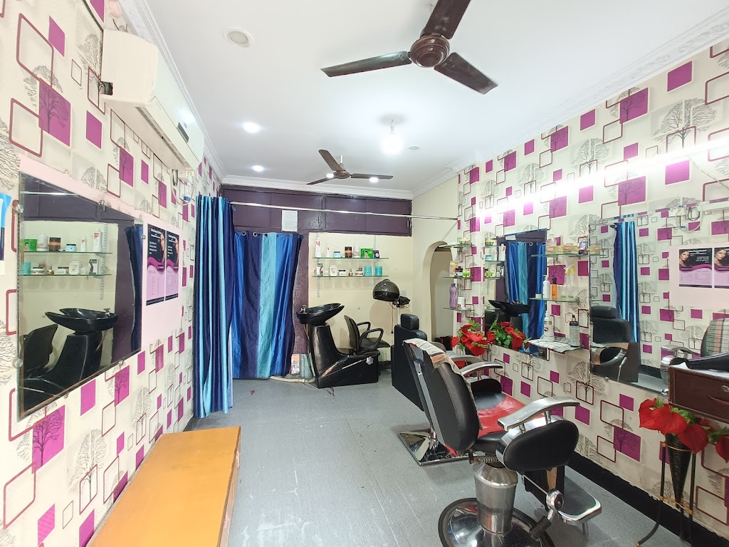 Soha Beauty Parlour And Training Institute For Ladies