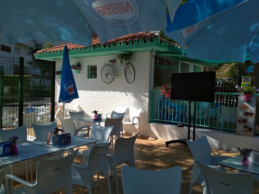 Kiosco & Bar Chiringo — Ambiente