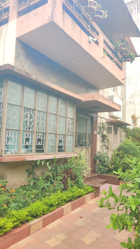 Dr. Dr Himadri Sekhar Bhattacharya