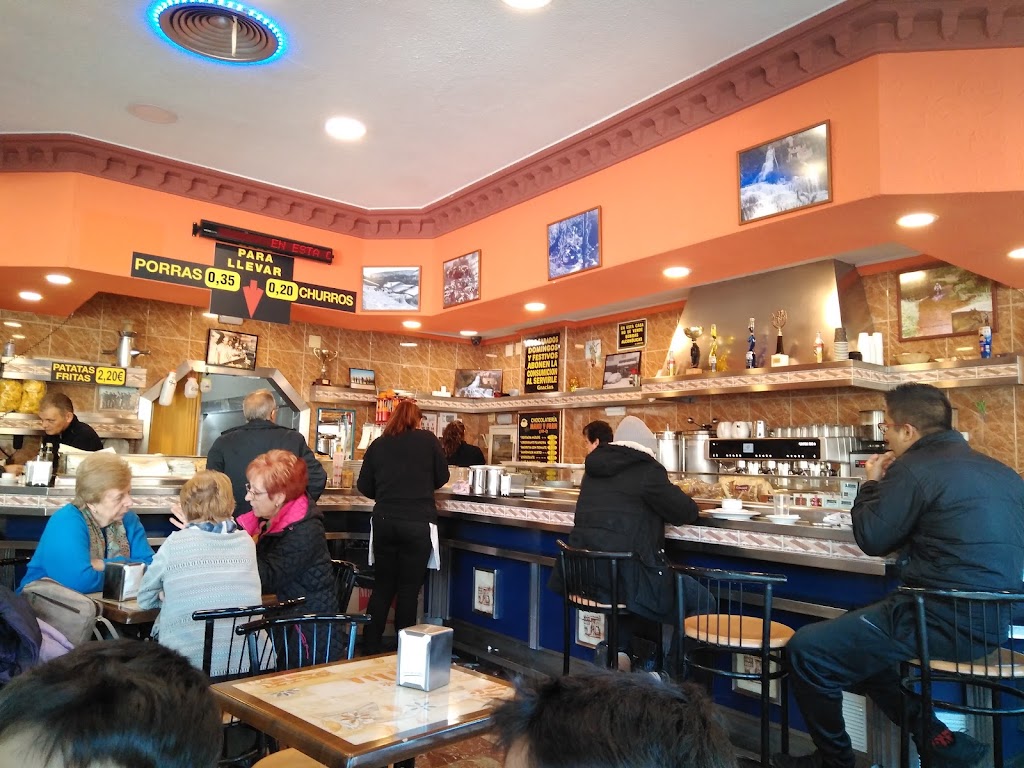 Churreria - Cafeteria Jh - I — Ambiente