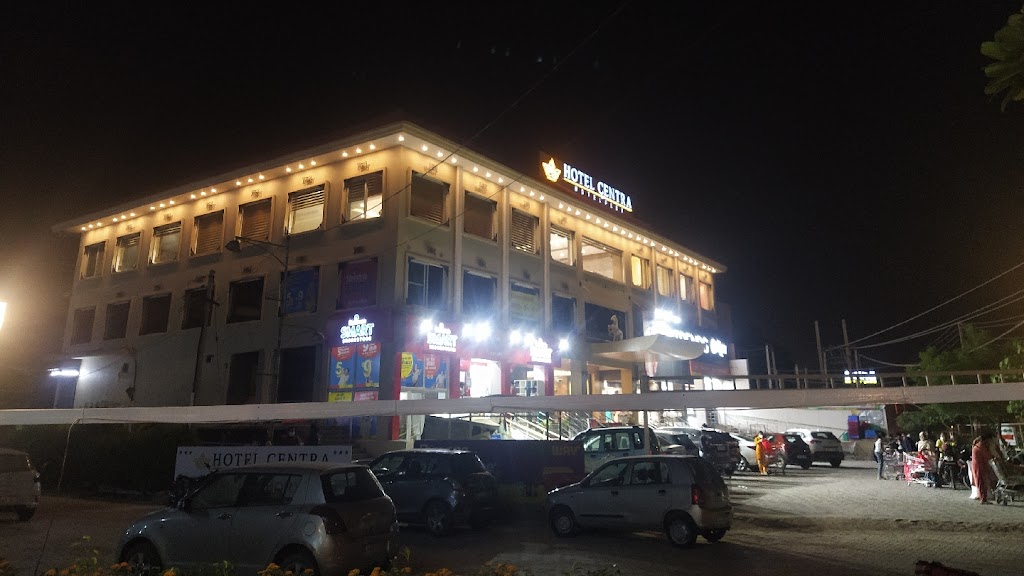 Hotel Centra