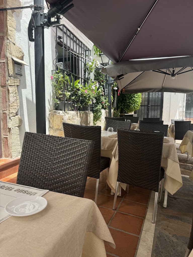 Restaurante en Marbella EL BALCON DE LA VIRGEN — Ambiente