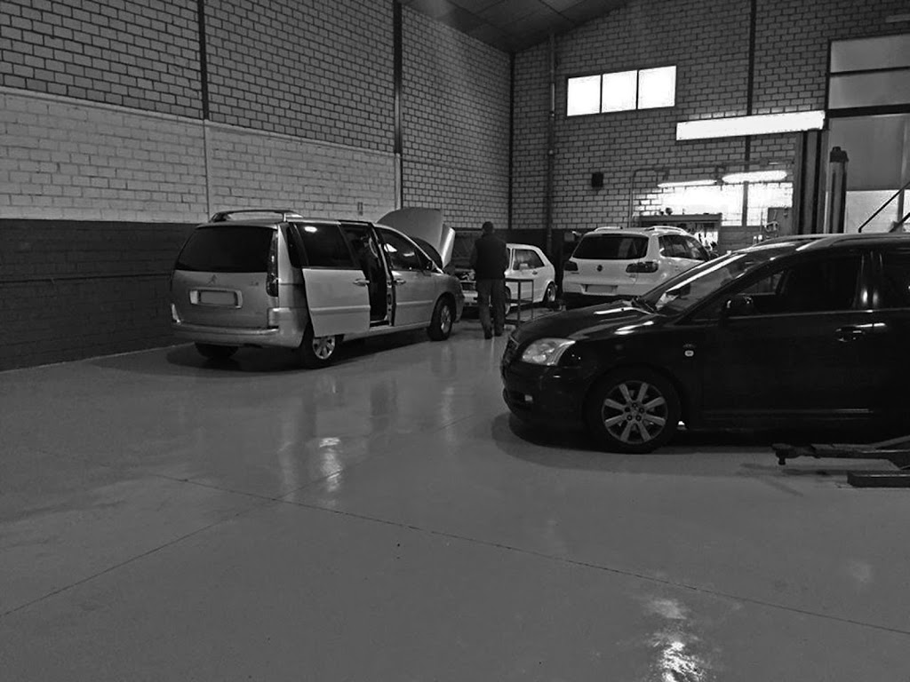 Soluciones Electromecanicas Para el Automovil. S.L. — Del propietario