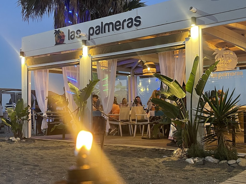 Las Palmeras Beach Club