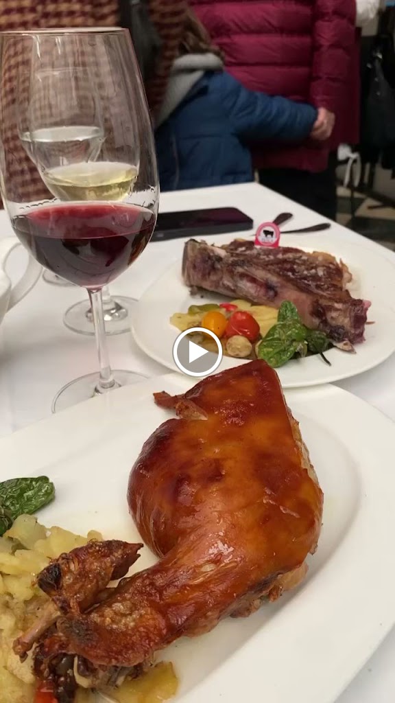 Restaurante El Tostado — Videos