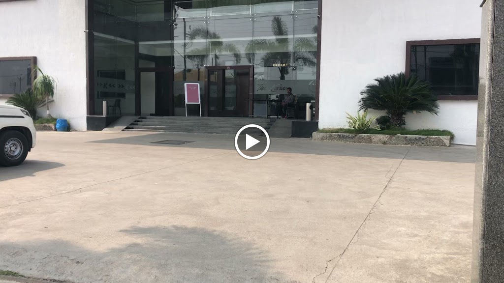 Hotel The Karan