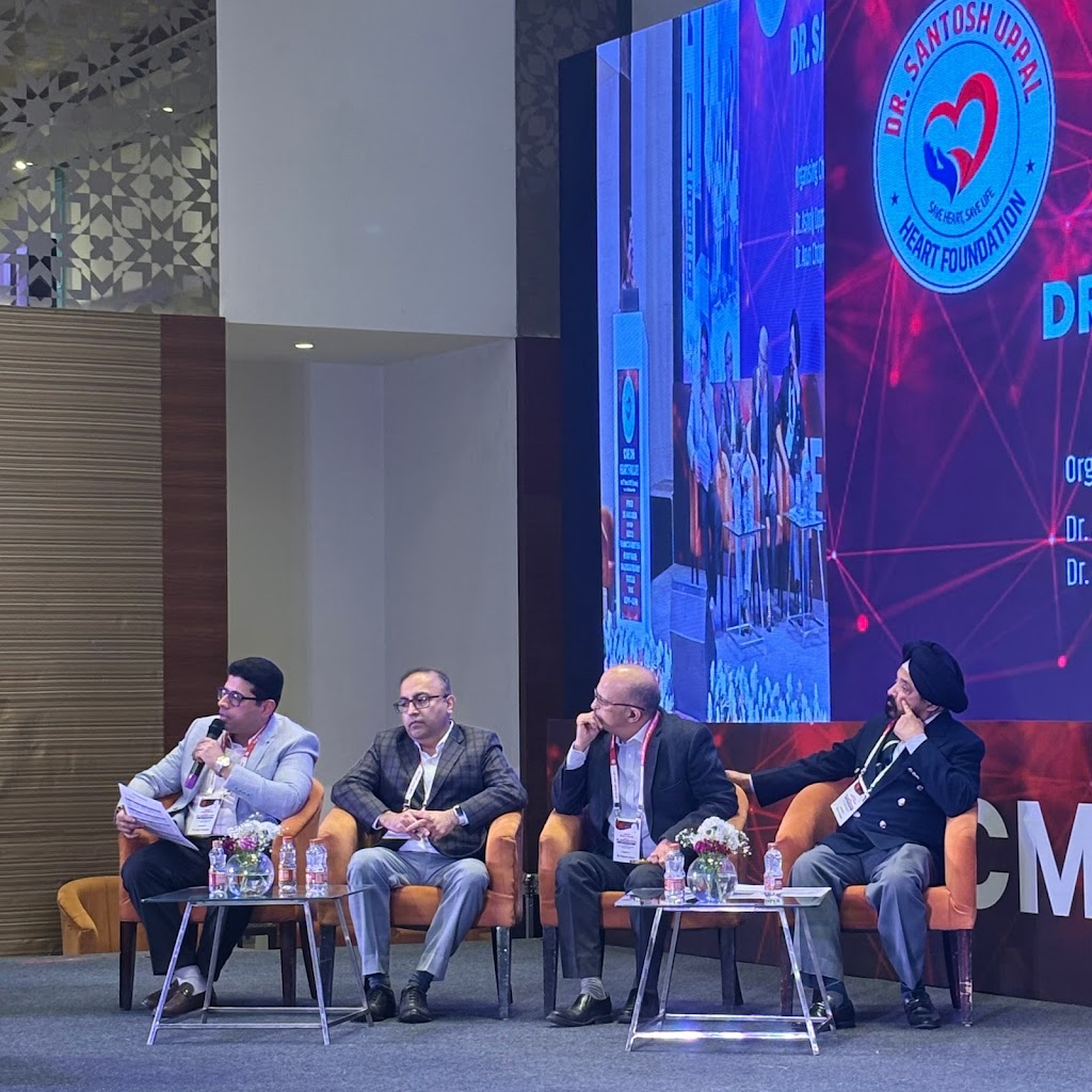 Dr. Dr Arjun Ved Gupta Cardiologist In Amritsar Livasa Hospital Amritsar