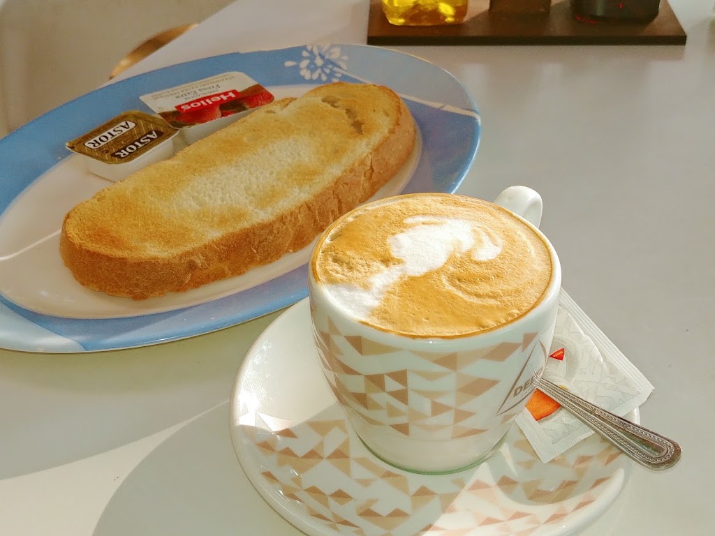 Cafe Bar Moraleja — Comida y bebida