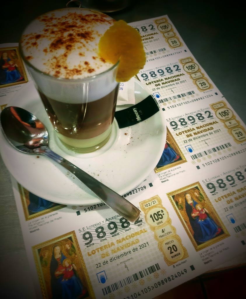 Bar Cafeteria El Guanche — Capuchino