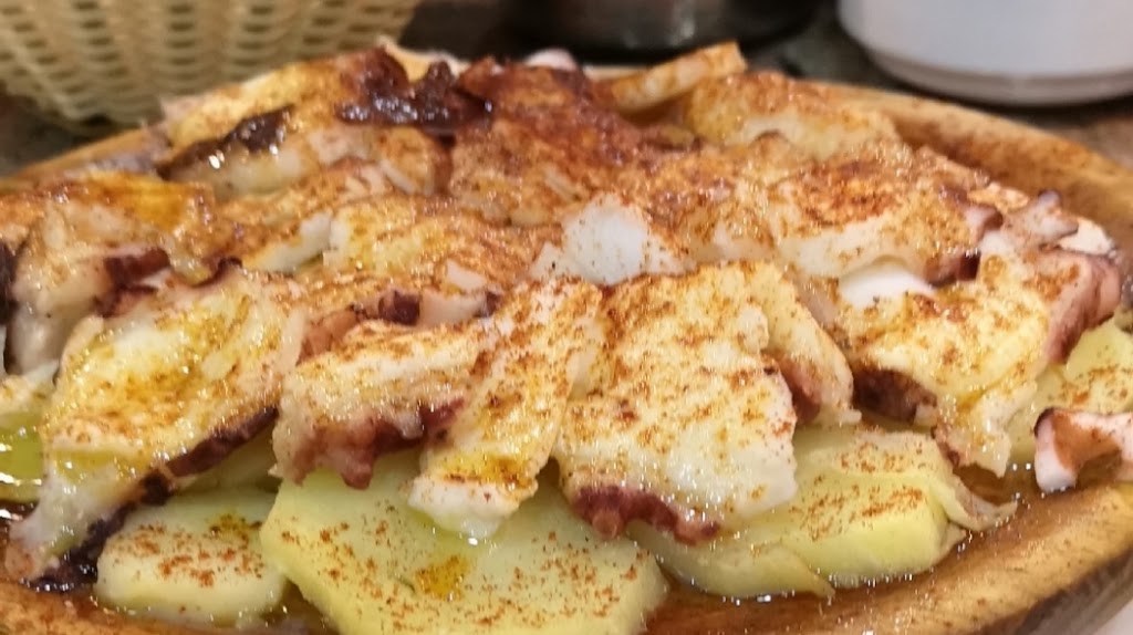 ALSUS 2 — Comida y bebida