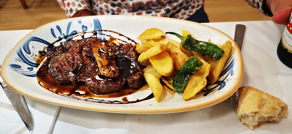 Restaurante Venecia Tapas — Comida y bebida