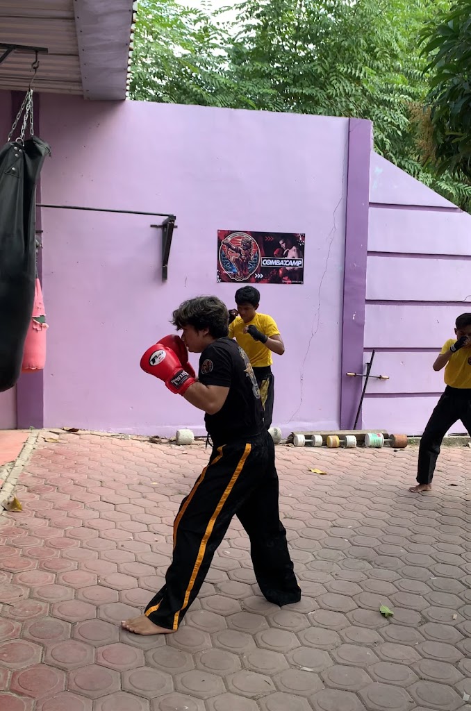 KAURAMA COMBAT CAMP boxing-muaythai-kickboxing