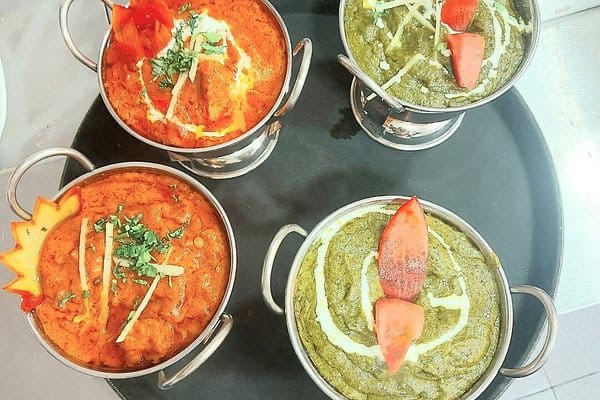 Taj Tandoori Indian Restautant — Del propietario