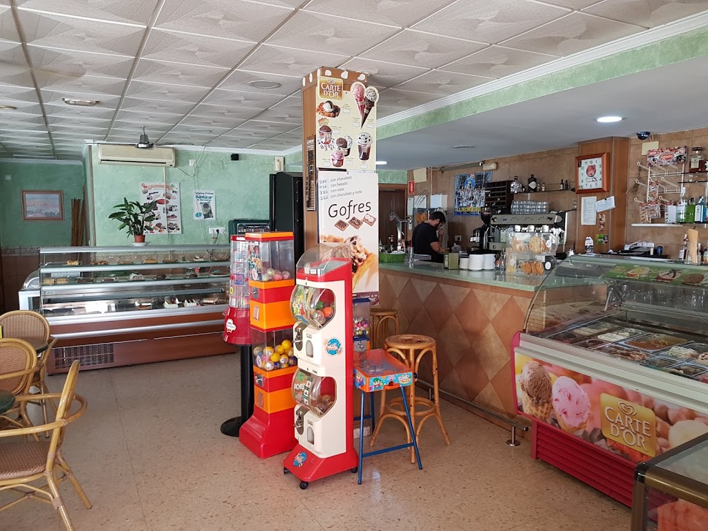 Bar Cafeteria La orquidea — Ambiente