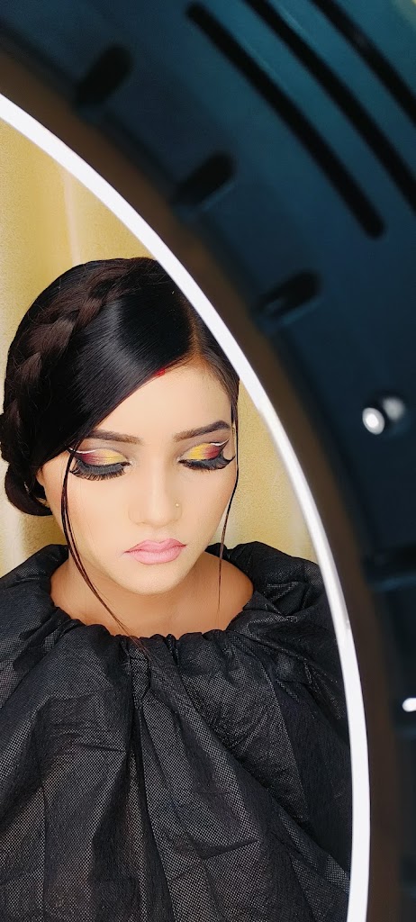 She Glows Salon Sk Nails