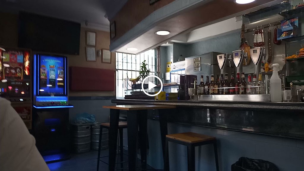 Cerveceria La Haya Restaurante — Videos