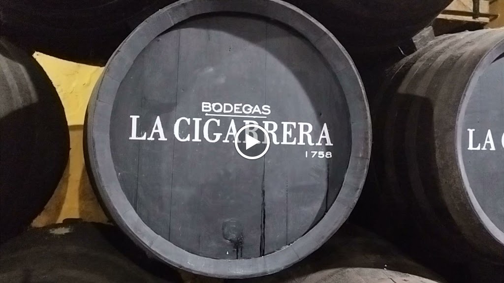 Taberna La Cigarrera — Ambiente