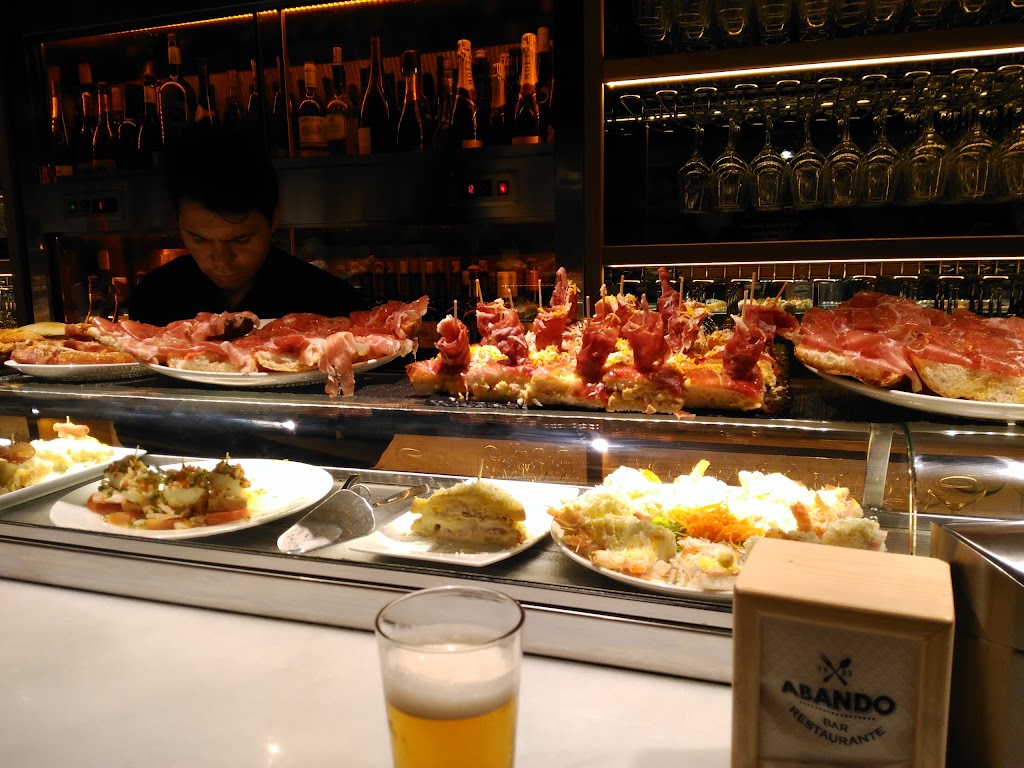 Restaurante Abando — Comida y bebida