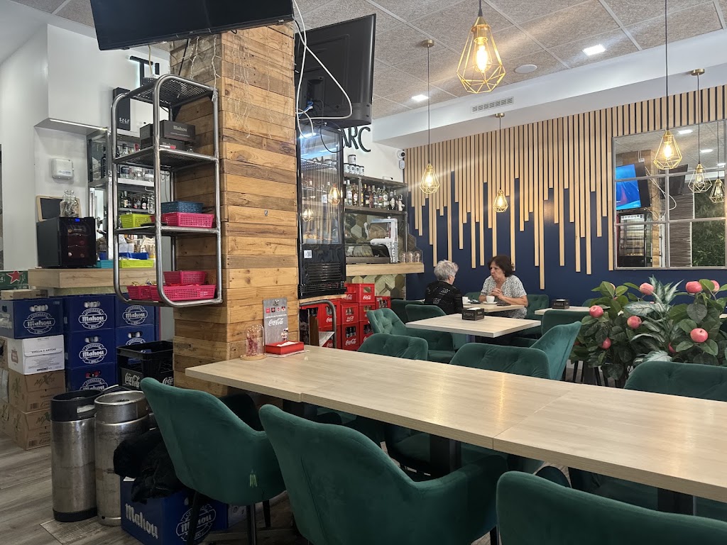The Corner Arc — Ambiente