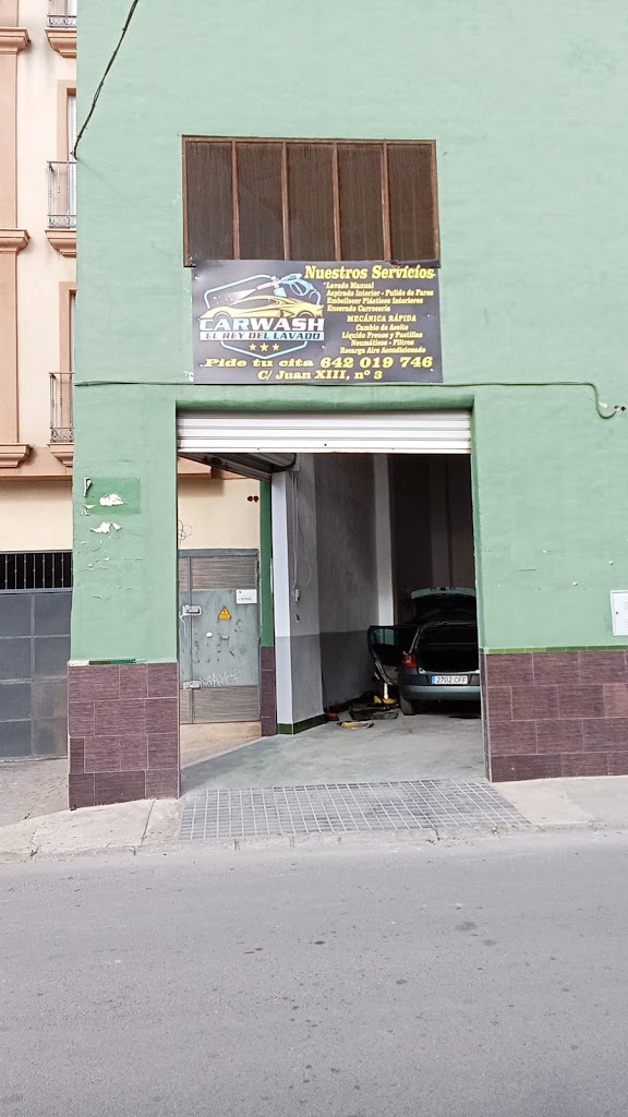 El Rey del lavado — Exterior