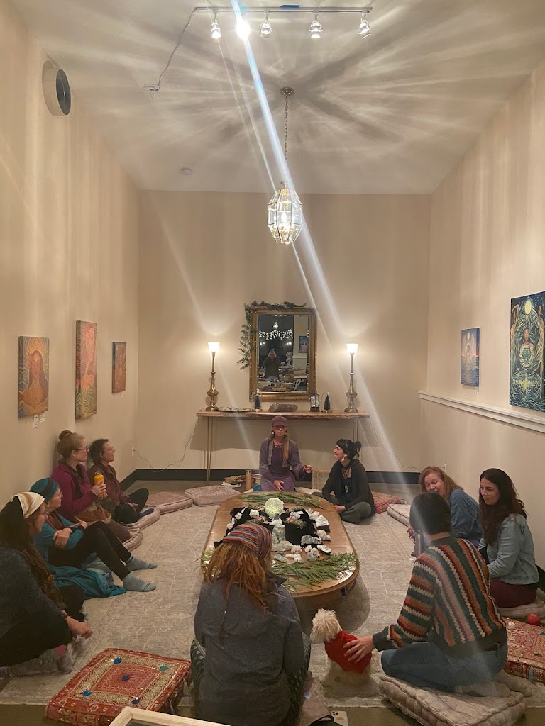  Crystal Keepers Apothecary