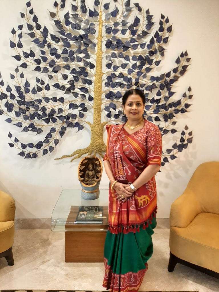 Arati Beauty Care Beauty Parlour Services At Home In Vadodara