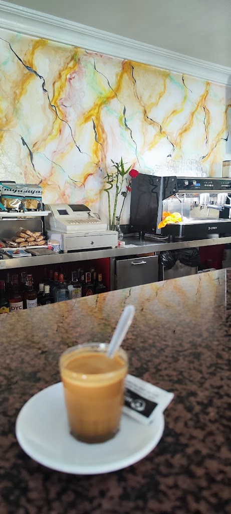 Bar Beas — Comida y bebida