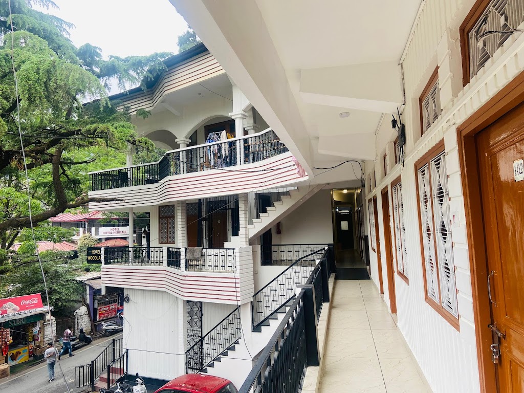 Hotel Woodland