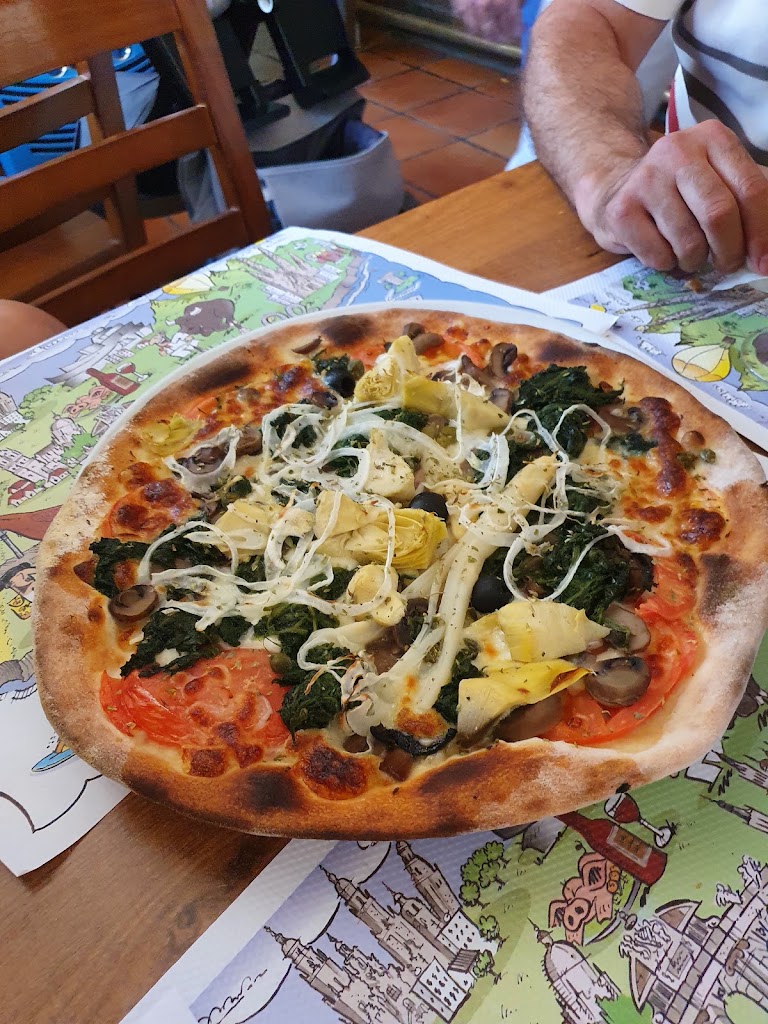 Pizzeria Neptuno — Pizza