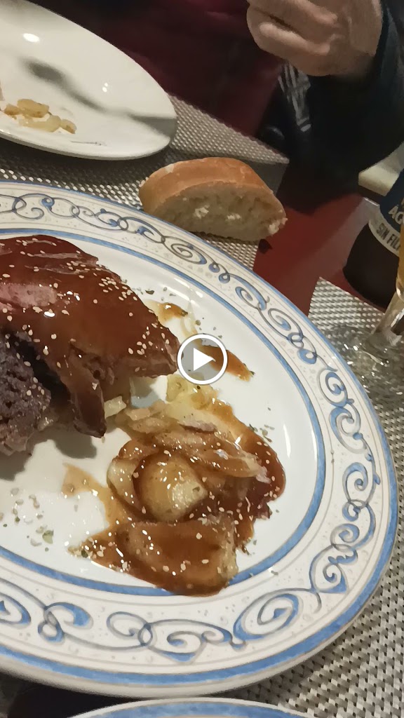 Restaurante Canadas — Videos