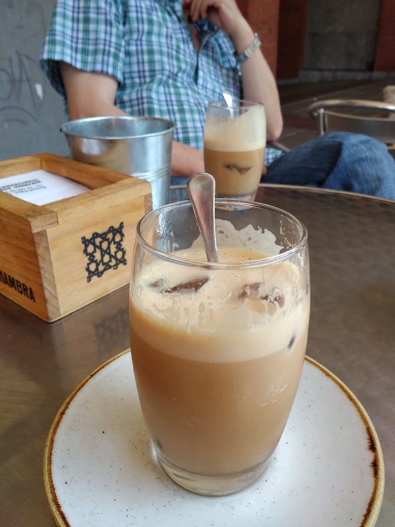 Kafe Tximintxe — Cafe con hielo
