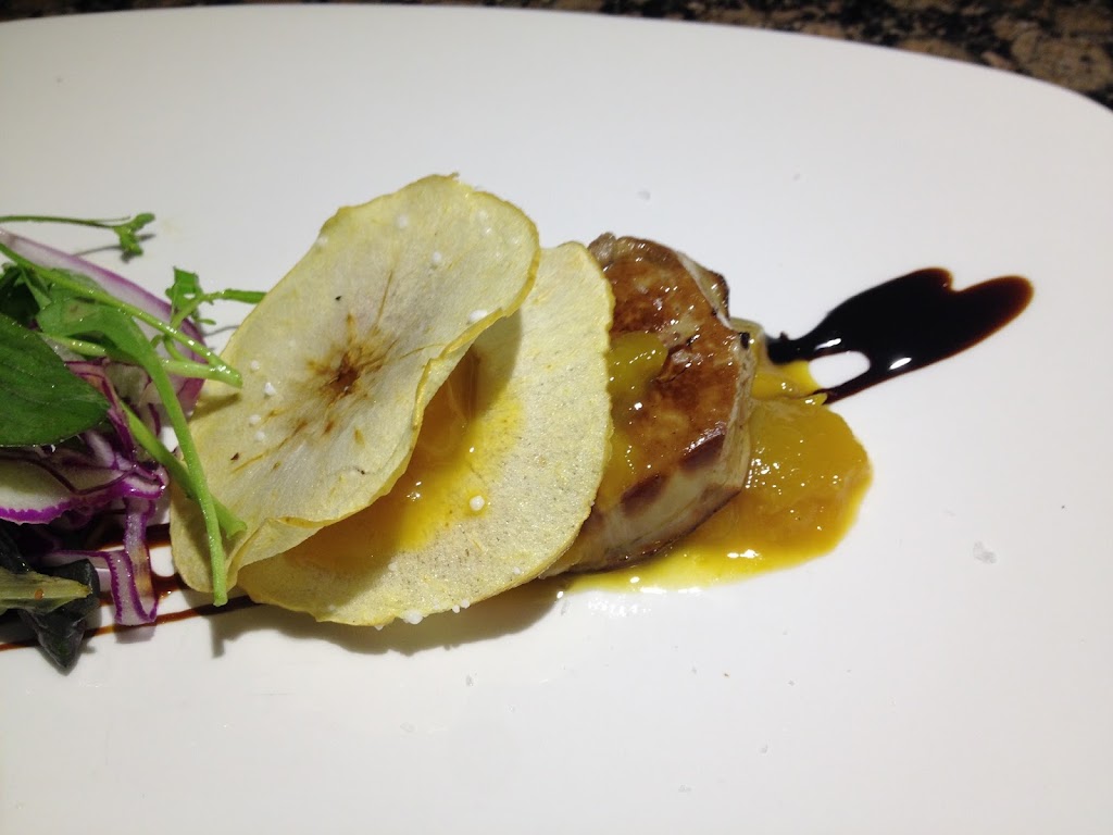 Restaurante Bakus — Comida y bebida