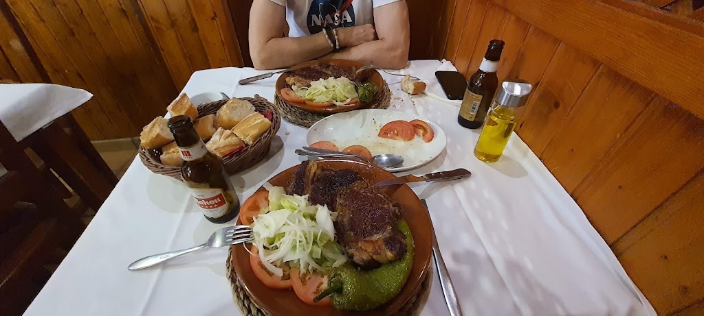 Restaurante La Casica — Comida y bebida