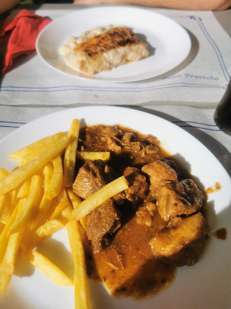 el 9 bessons — Comida y bebida