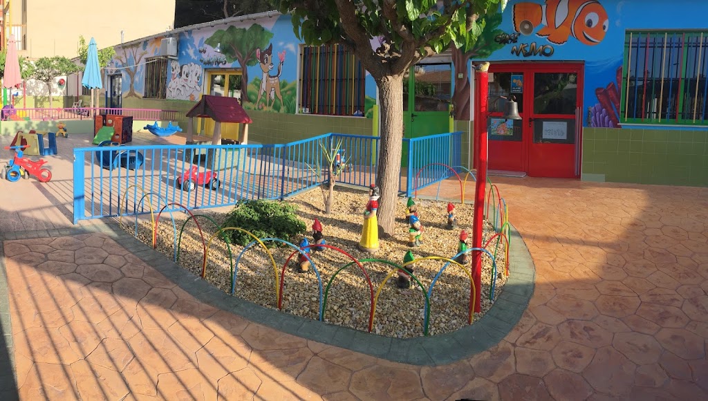 Centro de Educacion Infantil Nino Jesus * Novelda