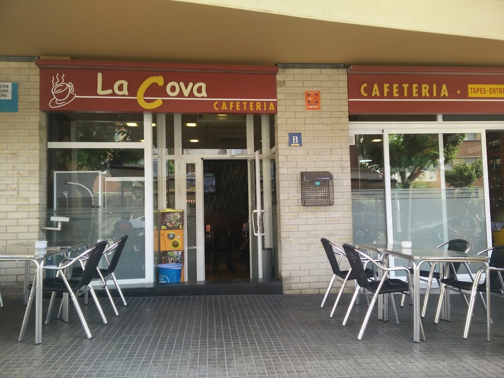 Bar restaurante La Cova