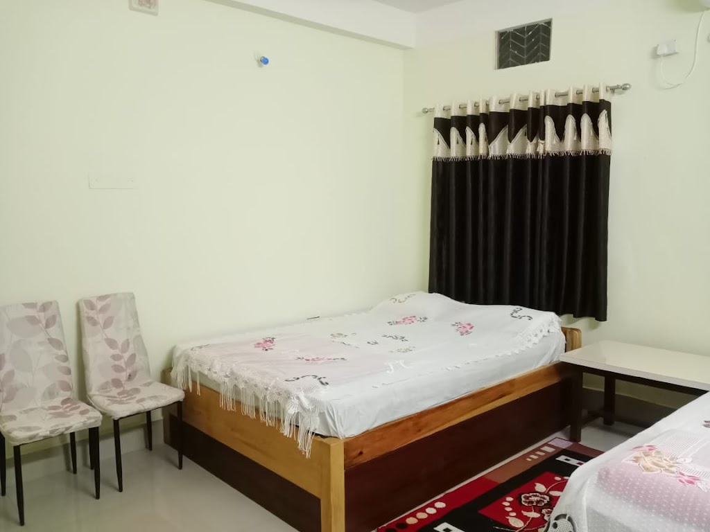 Hotel Abhiraj