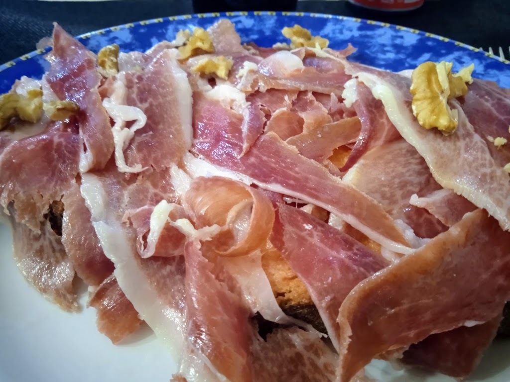 BAR PICARO — Jamon