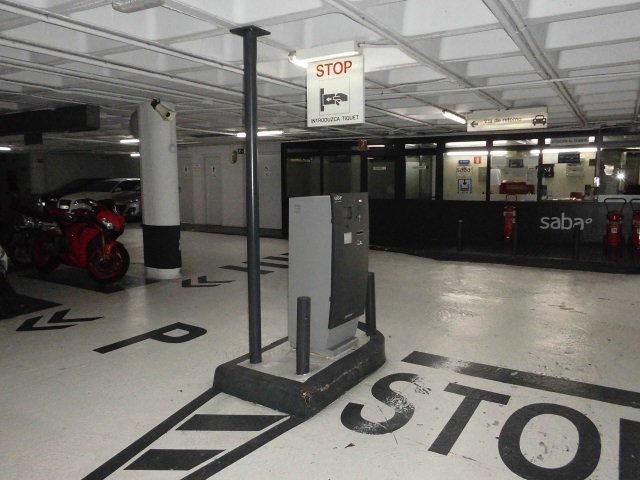 Parking Saba Plaza Espana — Del propietario