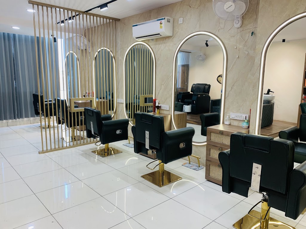 Love Midas Makeover And Academy