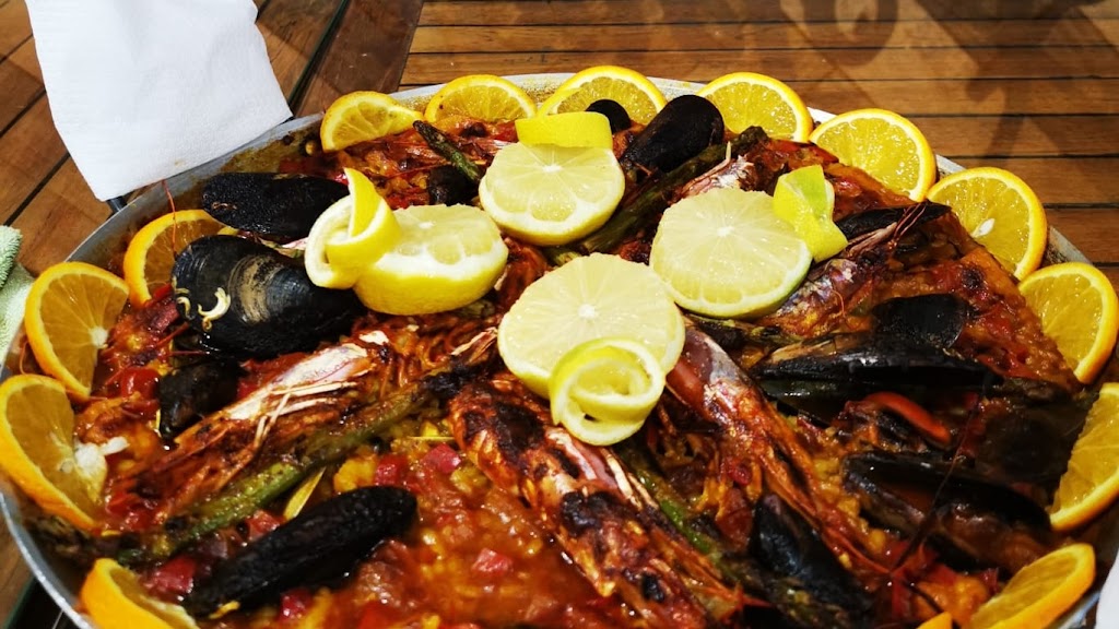 CAFETERIA EL ABUELO — Comida y bebida