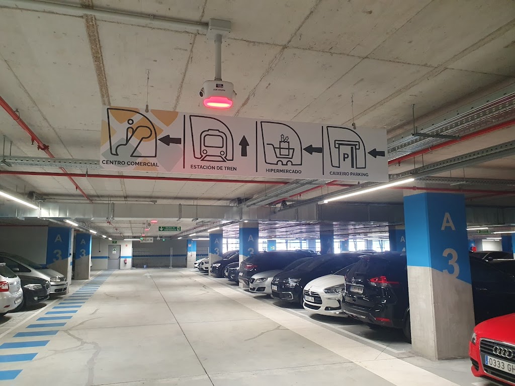 Aparcamiento Centro Comercial Vialia